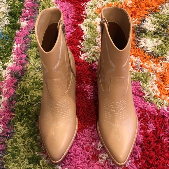 RARE Valentino Texan western ankle bootie, 39 NWOB - Picture 5 of 16